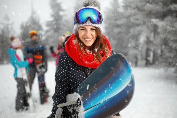 Portrait of young girl snowboarder — Stock Photo, Image