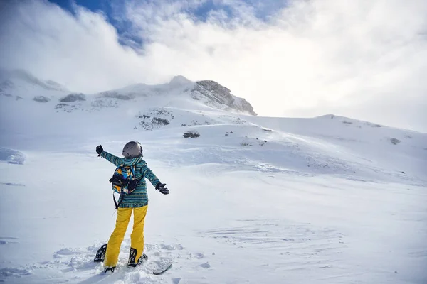 Snowboardos Havas Hegyben Téli Sport Életmód — Stock Fotó