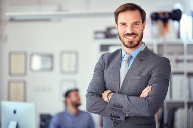 Ofiste iş adamı portresi.