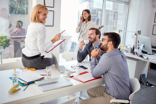 Business colleagues working  in office. Business Team Meeting Id — Stock Fotó