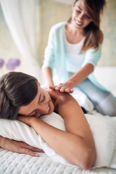 Close Young Adult Female Doing Massage Another Woman Relationship Friends — Stock Photo, Image