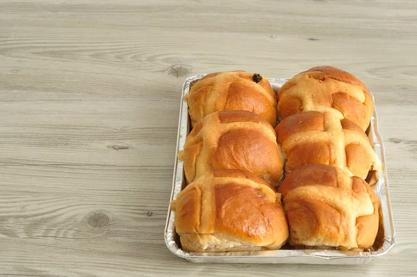 Hot lintas roti untuk Paskah — Stok Foto