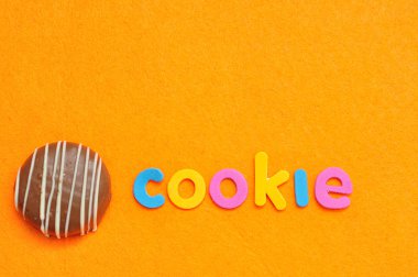 Word çerez çikolata kaplı kurabiye kurabiye ile 