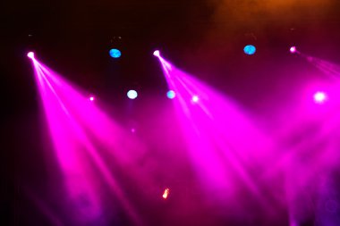 konser ışık gösterisi