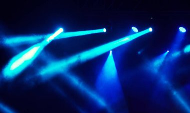 konser ışık gösterisi