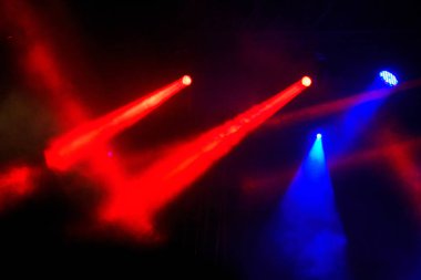 konser ışık gösterisi