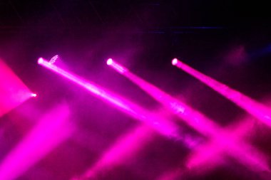 konser ışık gösterisi