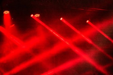 konser ışık gösterisi