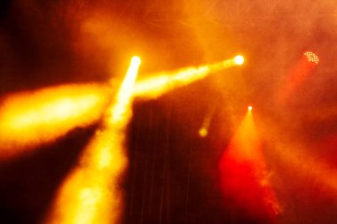 konser ışık gösterisi