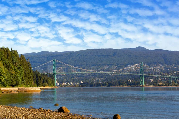 Lions Gate Bridge by Stanley Park in Vancouver bc Canada — Stock Photo, Image