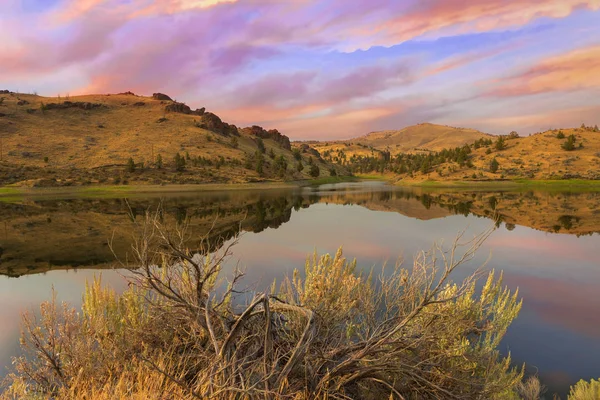 Manzara yüksek çöl manzara Merkezi Oregon yansıması