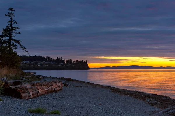 Puesta de sol en el Parque Estatal de Birch Bay — Foto de Stock