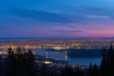 Vancouver Bc Cityscape Lions Gate Köprüsü günbatımı Kanada