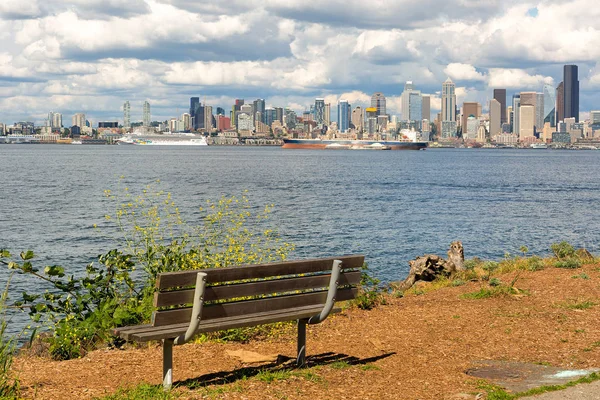 Město Seattle panorama pohled od Alki Beach — Stock fotografie