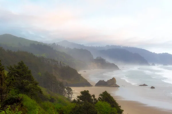 Falcon Point Silver Point Cannon Beach Longo Costa Oregon Oceano — Fotografia de Stock