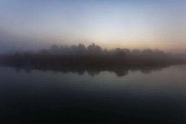 Φύση Της Λευκορωσίας Φυσικό Καταφύγιο Κορεσμένη Αυγή Στο Ποτάμι Ανάμεσα — Φωτογραφία Αρχείου