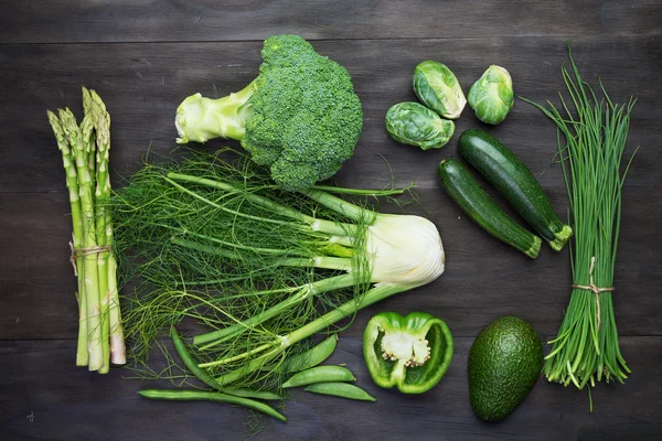 Fresh green organic vegetables — Stock Photo, Image