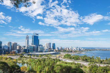 Öğlen Perth görünümü