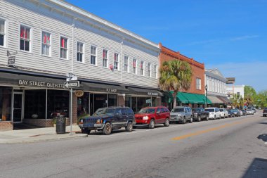 BEAUFORT, SOUTH CAROLINA - APRIL 16 2017: Businesses on Bay Street near the waterfront in the historic district of downtown Beaufort, the second-oldest city in South Carolina.