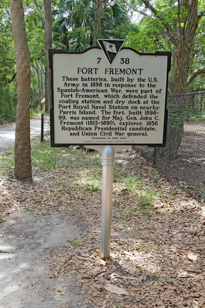 Saint Helena Island South Carolina April 2017 Historical Sign Describing — стокове фото