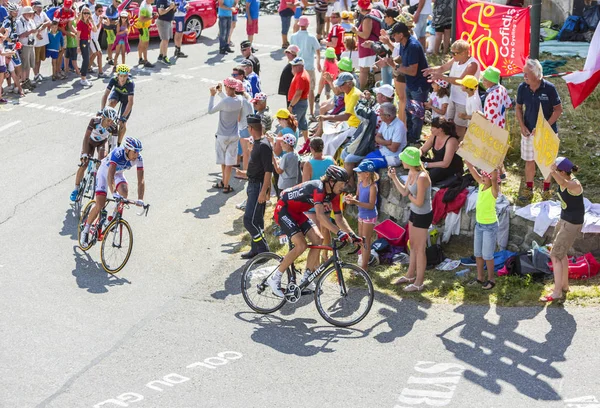 Grupa rowerzystów na Col du Glandon - Tour de France 2015 — Zdjęcie stockowe