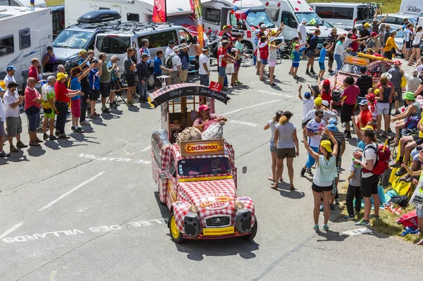 Cochonou-Fahrzeug in den Alpen - Tour de France 2015 — Stockfoto