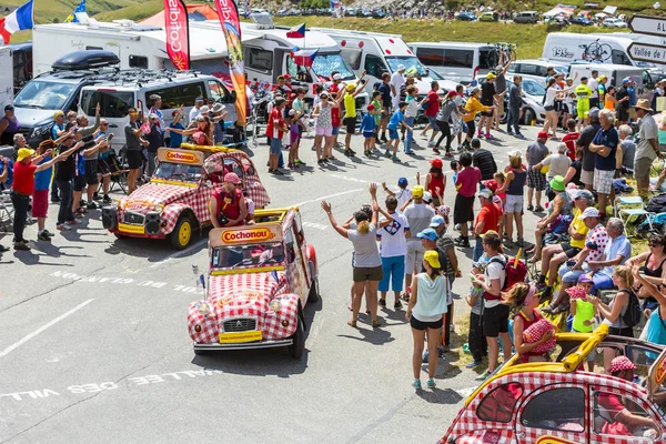 Cochonou-Fahrzeug in den Alpen - Tour de France 2015 — Stockfoto