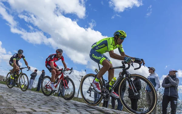 Tres ciclistas - Paris Roubaix 2016 — Foto de Stock