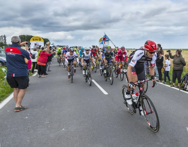 Το Peloton κατά την εκκίνηση του Tour de France 2016 — Φωτογραφία Αρχείου