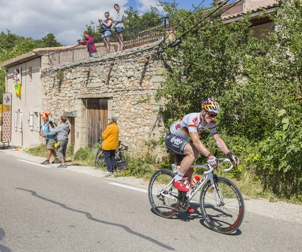 骑自行车的人安德烈 Greipel 上 Mont Ventoux-环法自行车赛 2016 — 图库照片