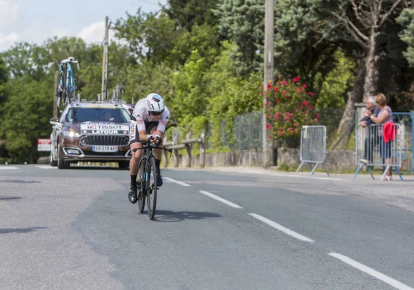 El ciclista Pierre Latour - Criterium du Dauphine 2017 — Foto de Stock