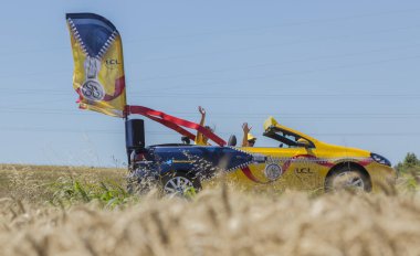LCL araba Tour de France