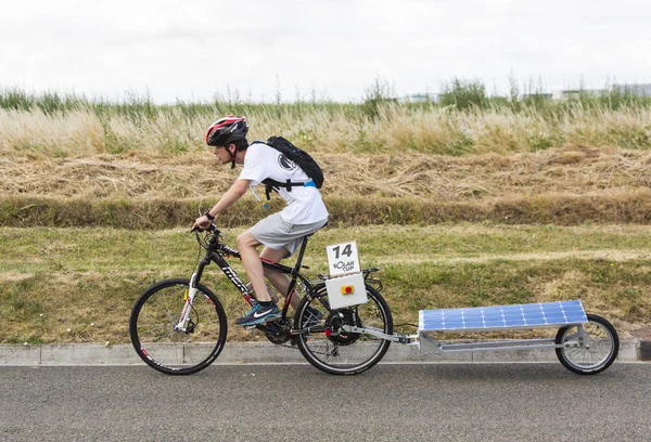 Bicicletta a energia solare - Solar Cup 2017 — Foto Stock