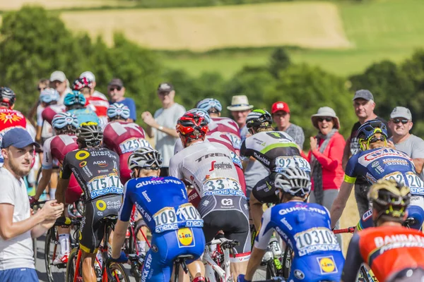 Il Peloton in Montagna - Tour de France 2017 — Foto Stock