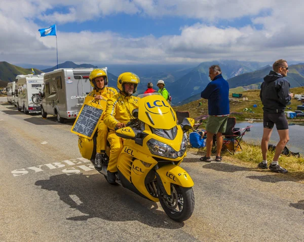 Żółty rower Lcl - Tour de France 2015 — Zdjęcie stockowe