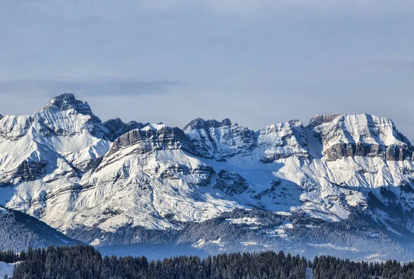 Paisagem de inverno bonito — Fotografia de Stock