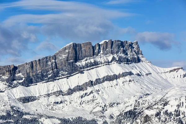 Les Rochers des Fiz - Ranskan Alpit — kuvapankkivalokuva
