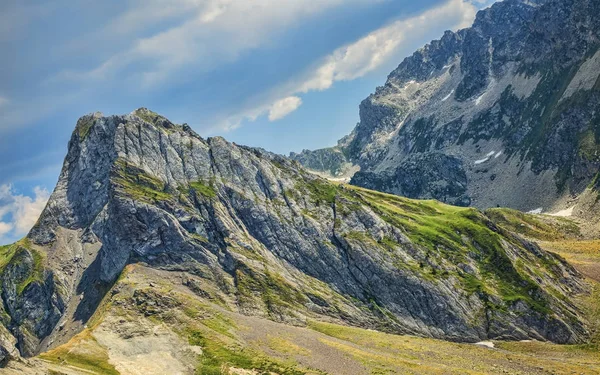 Піки в Піренеїв гори — стокове фото
