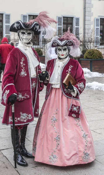 Gizli çift - Annecy Venedik Karnavalı 2013 — Stok fotoğraf
