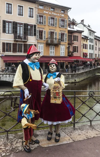 Pinocchio Disguised Couple - Annecy Venetian Carnival 2013 — Stock Photo, Image