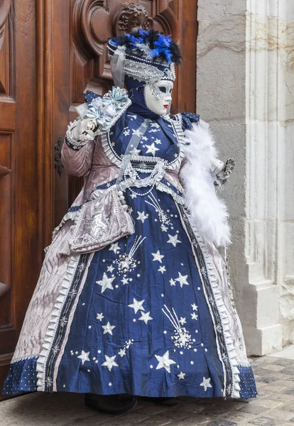 Personne déguisée - Carnaval vénitien d'Annecy 2013 — Photo