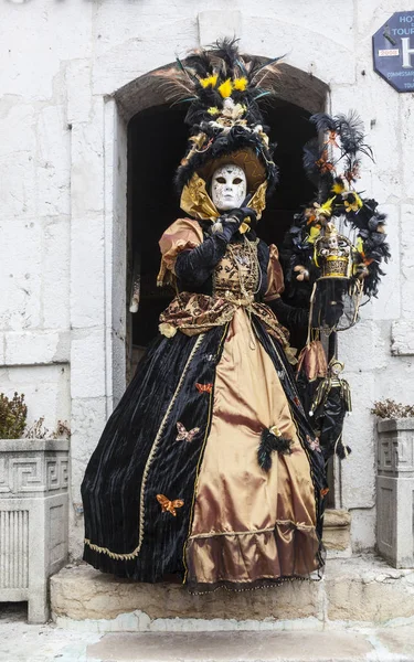 Verkapte persoon - Annecy Venetiaanse carnaval 2013 — Stockfoto