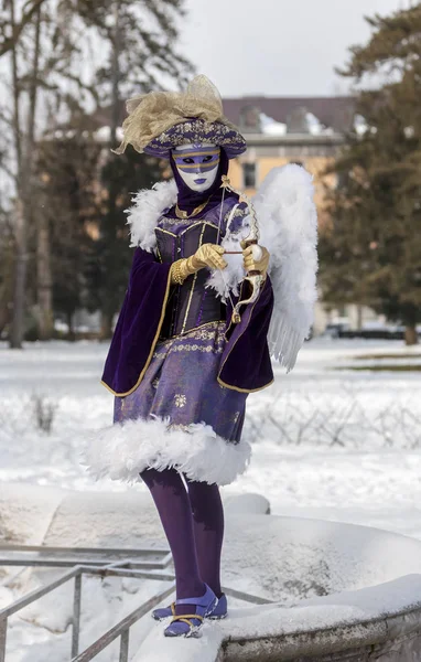 Amor verkleidete Person - annecy venezianischen Karneval 2013 — Stockfoto