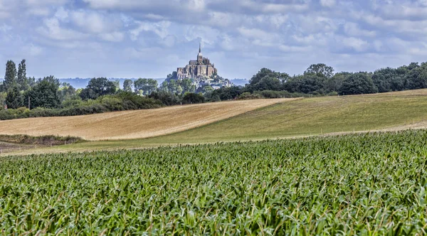 Mont Saint Michel Abbey Normandy Fransa Için Uzaktan Görünümü — Stok fotoğraf