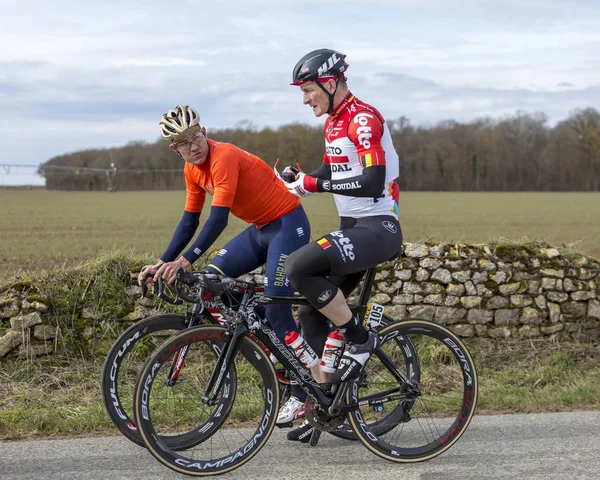 Dois ciclistas - Paris-Nice 2018 — Fotografia de Stock