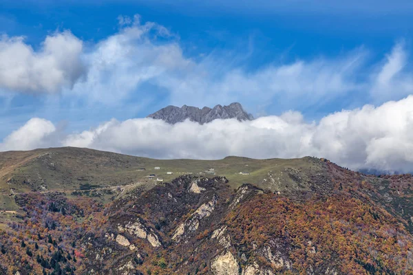 Den Arbizon Massif i Pyrenéerna — Stockfoto