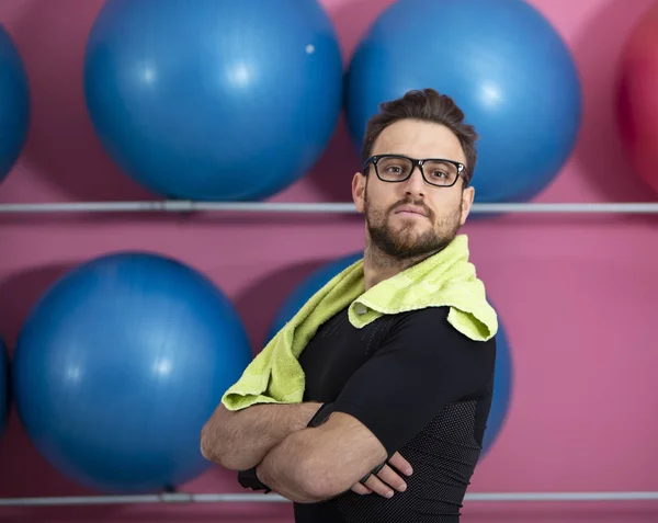 Portrait of a Man in a Gym — Stock Photo, Image