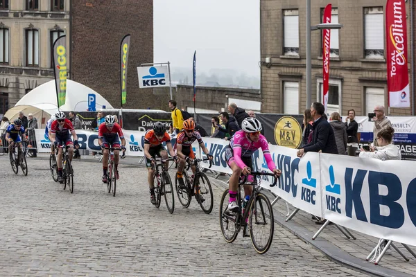 The Juniors Peloton - Tour de Flandes 2019 — Foto de Stock