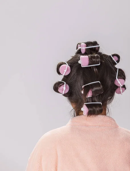 Rear Image Head Brunette Curlers — Stock Photo, Image