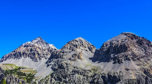 位于Etroite Valles Hautes Alpes的Le Rois法师的三个山峰 Baltazar 3153M Melchior 2948 Gaspard — 图库照片